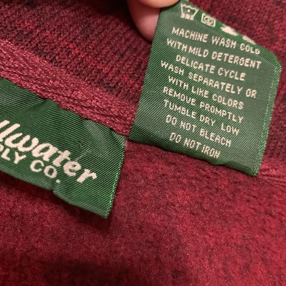 ⭐️Stillwater 🐴Red Plaid Snap Sweater - Picture 12 of 12